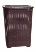 Rattan hatású fedeles szennyestartó barna színben (45 L-es)