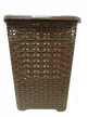 Rattan hatású fedeles szennyestartó barna színben (45 L-es)