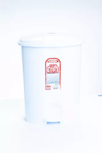 Pedálos szemetes fehér színben (30 L-es)