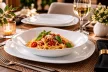 Bormioli Rocco Parma 18 részes étkészlet 6 személyre fehér opálüveg szögletes forma