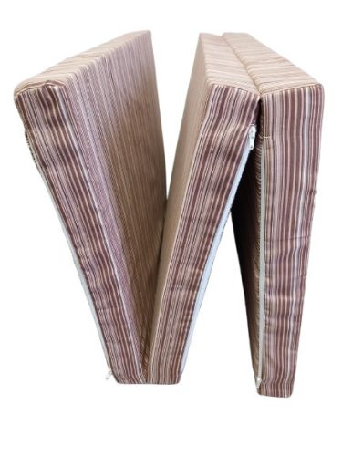 Vendégmatrac barna csíkos mintával