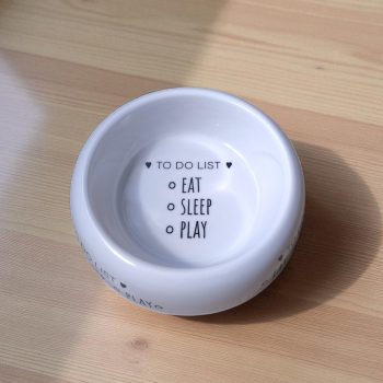   Kisállat etető tál 18 cm-es, 400 ml ─ Eat, sleep, play felirattal