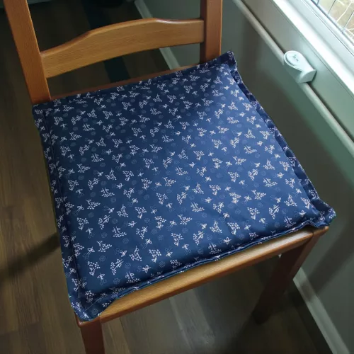 Konyhai pufi ülőpárna 38x38x4 cm kék színben