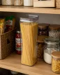 DÜNYA Chef Food Box szögletes műanyag tartódoboz fűszertartó aromazáró fedővel 2,1 L 10,5 x 10,5 x 24,5 cm