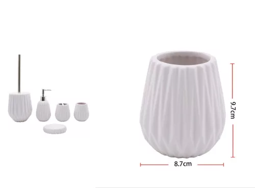 BÖGRE KER. FÜRDŐSZOBAI 8,7X9,7CM