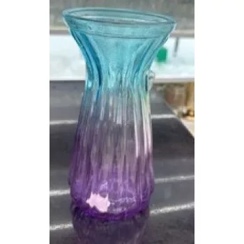 VÁZA ÜVEG SZÍNES 21X10,5CM