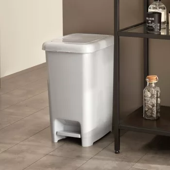 Szemetes pedálos 60L Slim 01045