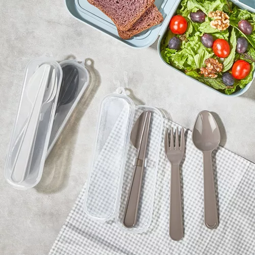 Evőeszköz szett műanyag tartóban L-00906